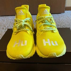 COPY - 🔥🔥🔥🔥Exclusive Pair Of HU Pharrell Adidas⭐️…